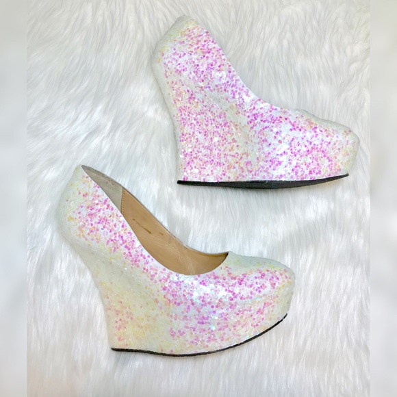 L.A.M.B. Glitter Pumps! - Picture 13 of 13